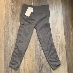 Fabletics Seamless High Waisted Statement Capri